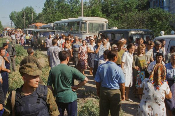 Час презрения. Террористическая катастрофа в Буденновске